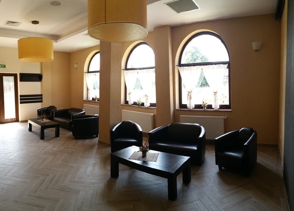 Pensiunea Berna Bacău Buitenkant foto